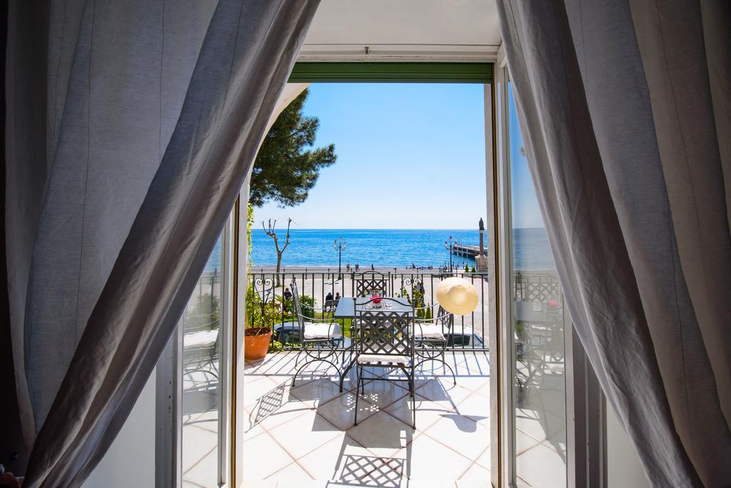 Apartament Vicaria By Amalfivacation Minori Zewnętrze zdjęcie